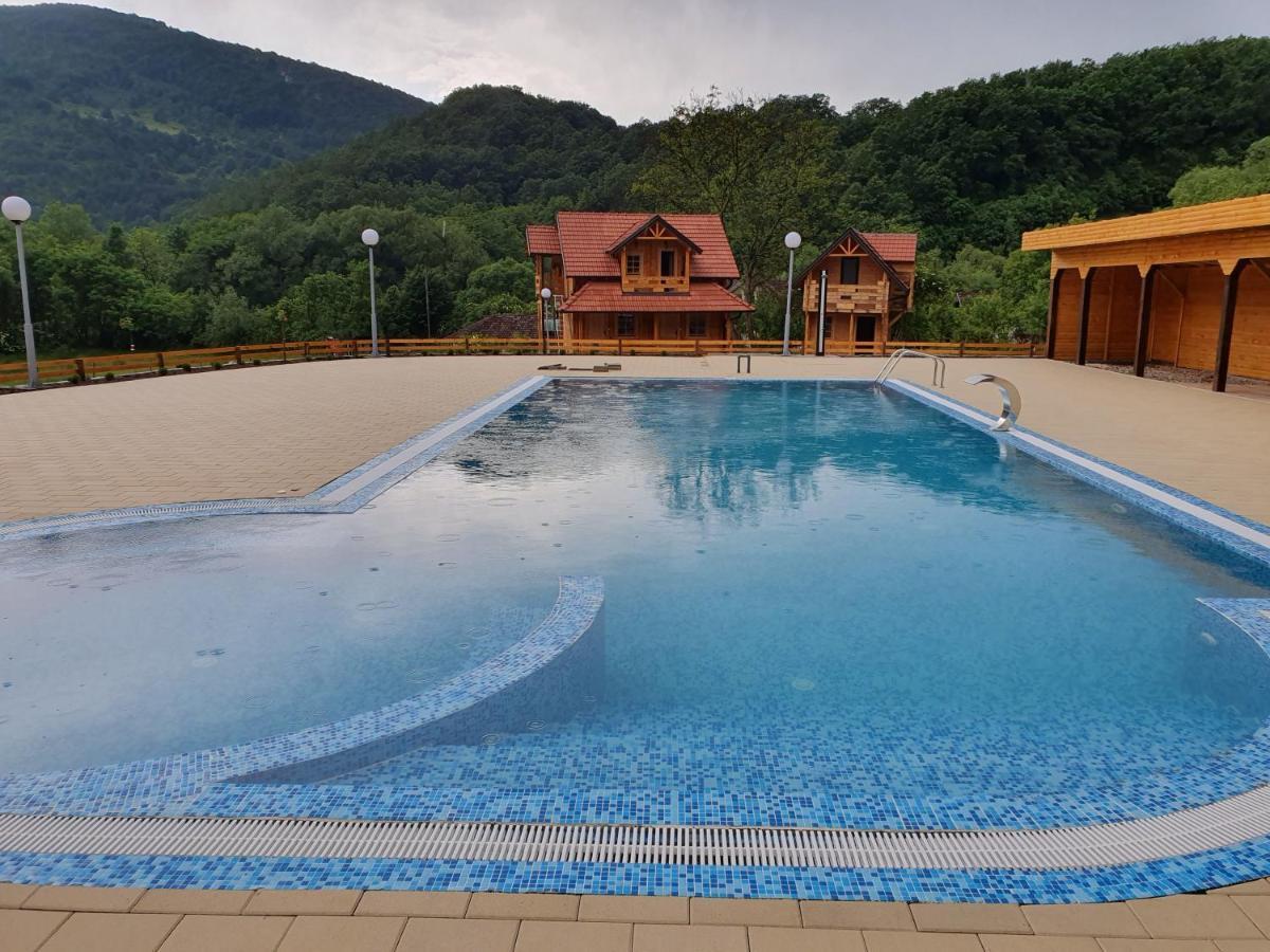Strmosten Vodopad Lisine Bed & Breakfast エクステリア 写真